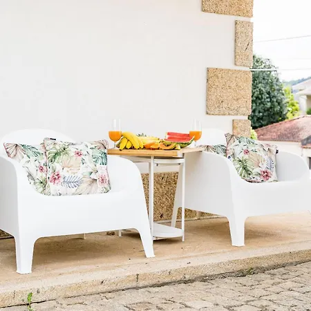 Casa Da Hera By House And People *