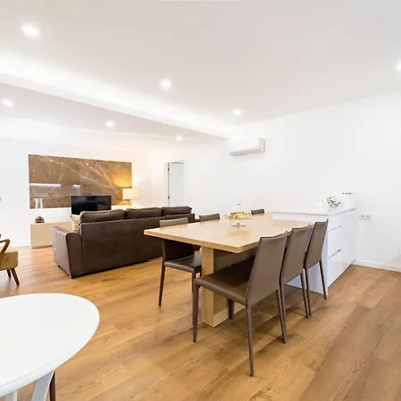 Casa Da Hera By House And People * 蓬德利马