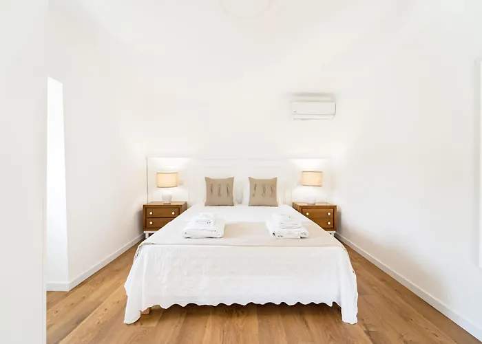 Casa Da Hera By House And People Ponte de Lima