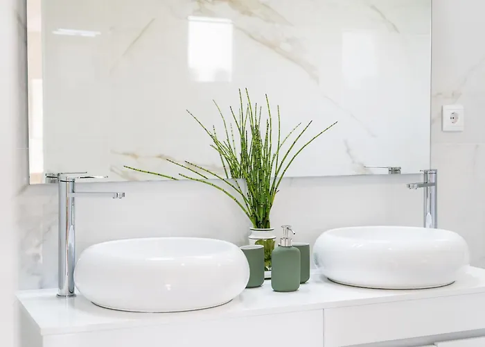 Casa Da Hera By House And People Ponte de Lima